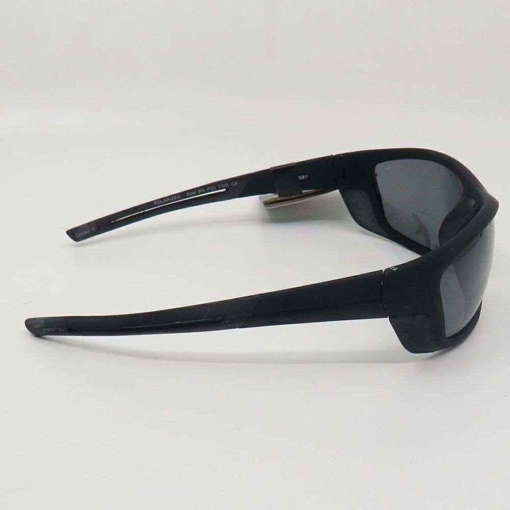 Polarized Foster Grant Ironman Zeal New Black/Gray Sunglasses with pouch - Picture 5 of 6